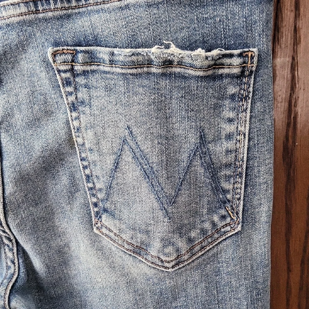 MOTHER Rascal Ankle Fray Jeans - Picture 5 of 12